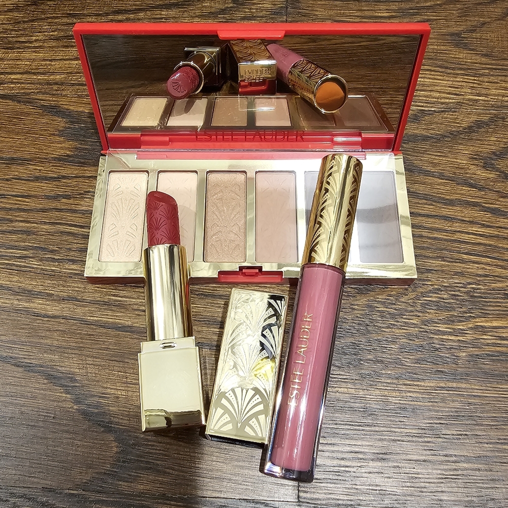 Estee Lauder Makeup Bundle Eyeshadow Lipstick and Lip Gloss